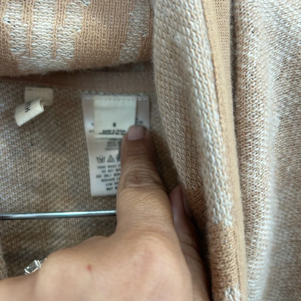 Moth Anthropologie Tan and Cream Knit Cardigan, S, has piling/GUC - Picture 2 of 7